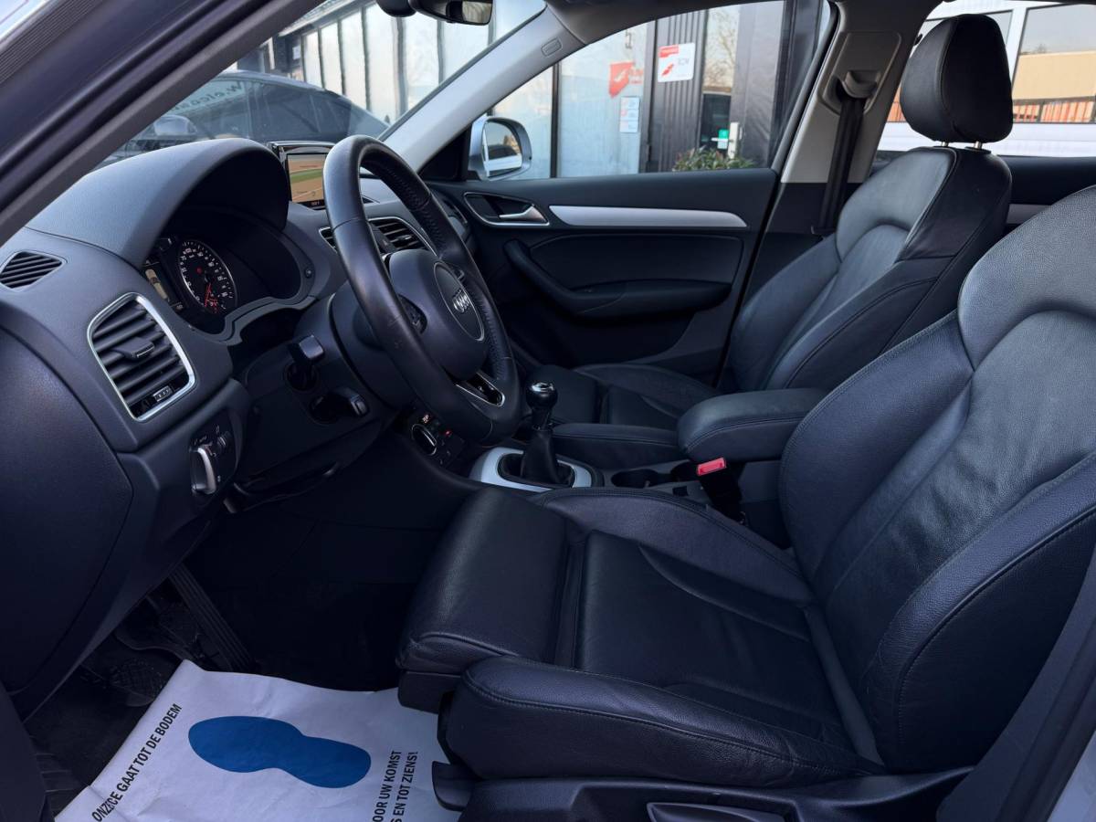 Audi Q3 Audi Q3 1.4 TFSI S-Line / Leder / 1ste eigenaar