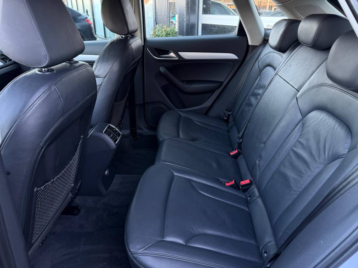 Audi Q3 Audi Q3 1.4 TFSI S-Line / Leder / 1ste eigenaar