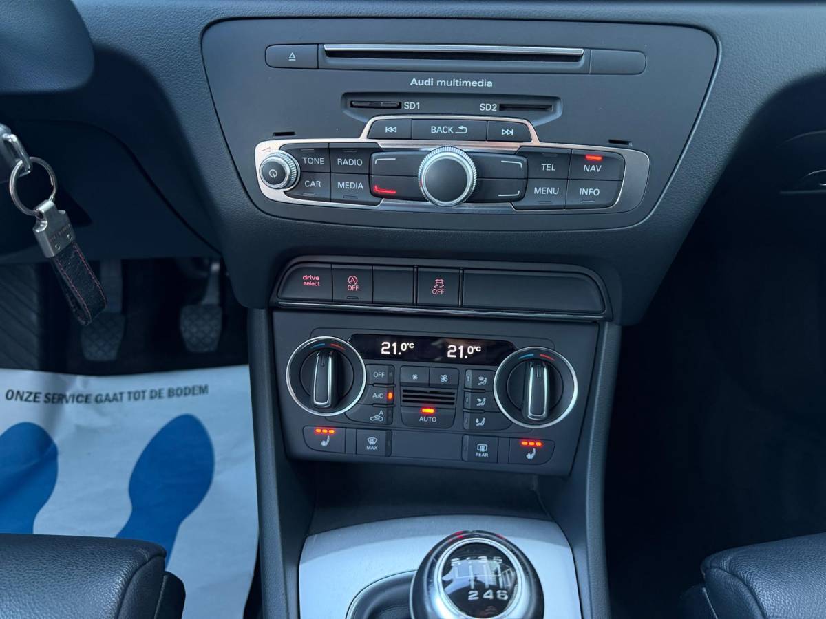 Audi Q3 Audi Q3 1.4 TFSI S-Line / Leder / 1ste eigenaar