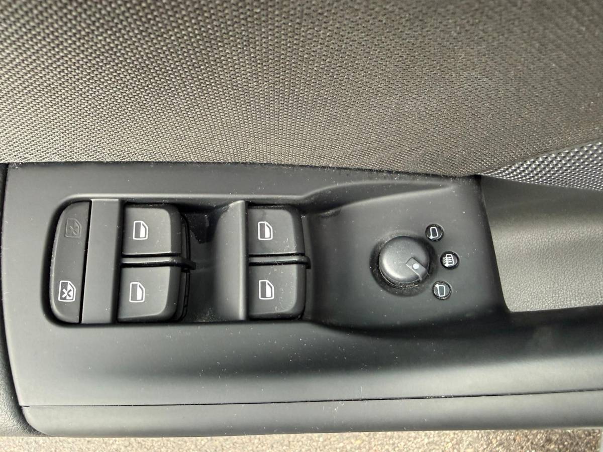 Audi Q3 Audi Q3 1.4 TFSI S-Line / 1e eigenaar