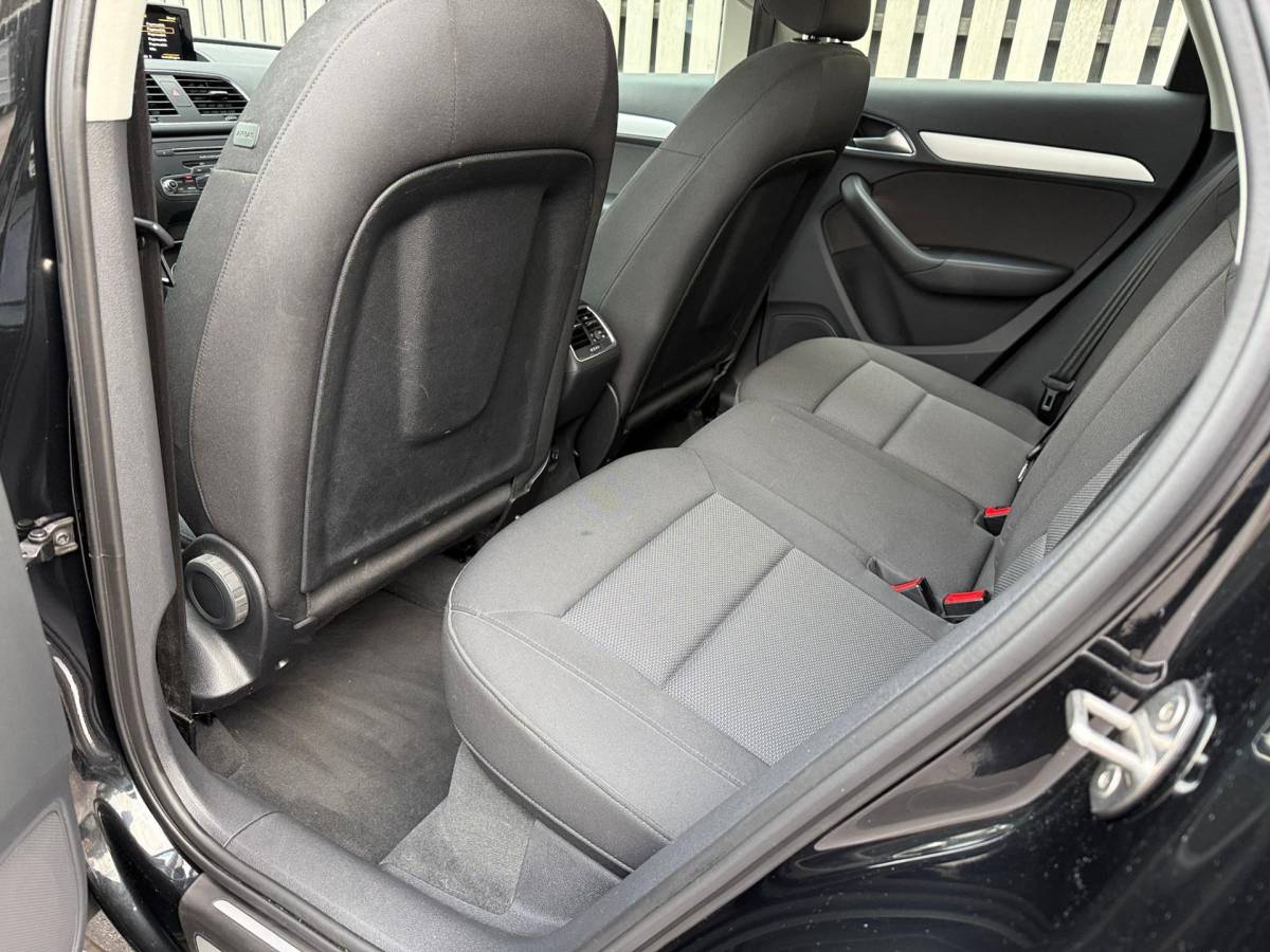 Audi Q3 Audi Q3 1.4 TFSI S-Line / 1e eigenaar