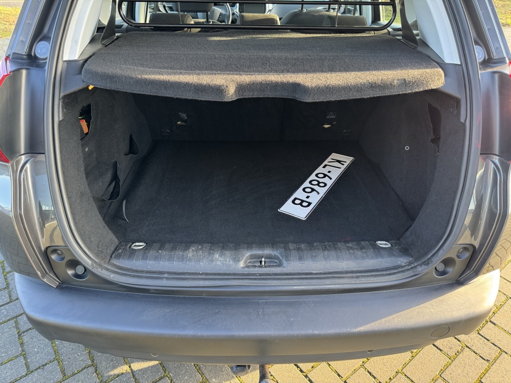 Peugeot 2008 Peugeot 2008 1.2 PureT. Blue Lion