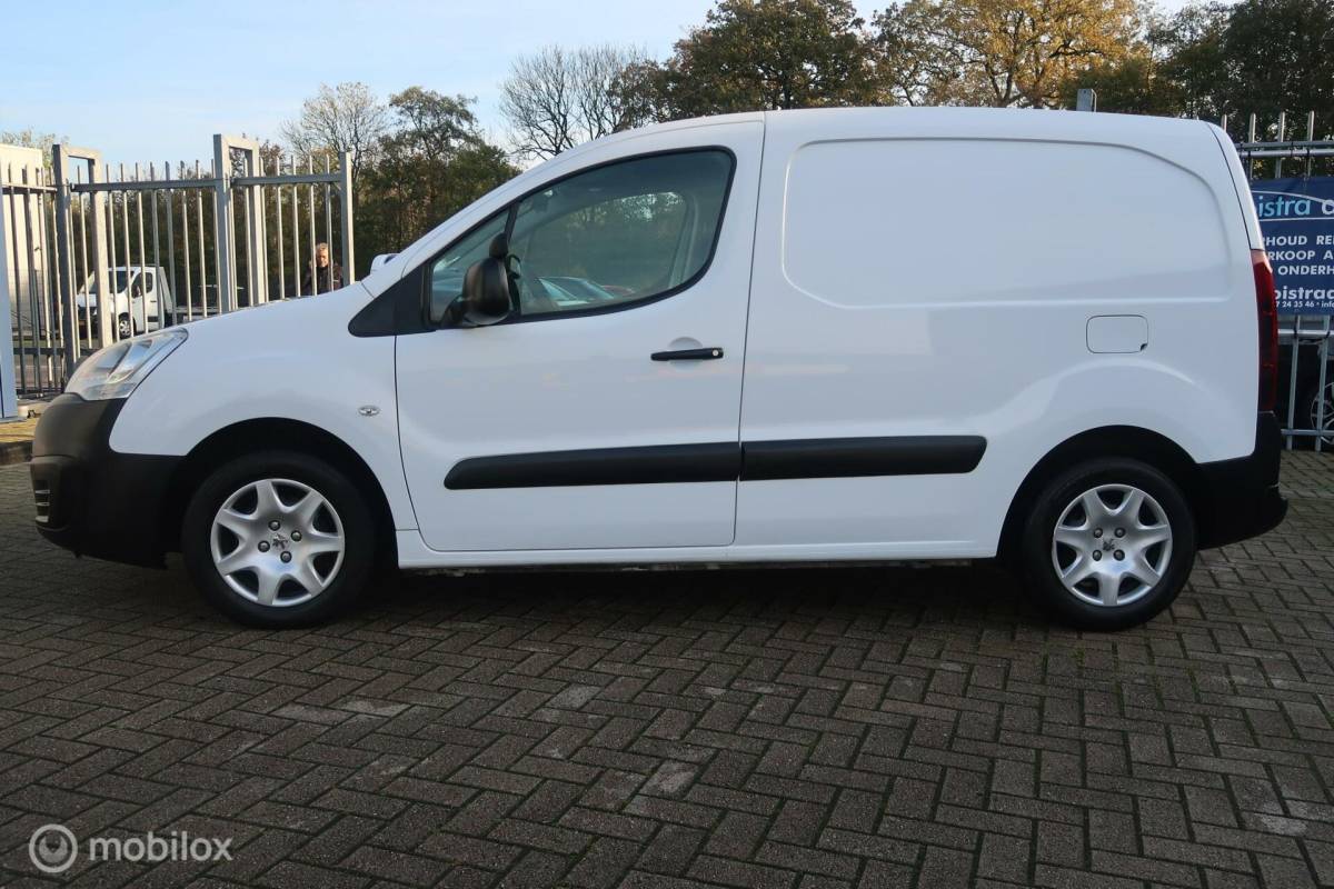 Peugeot Partner Peugeot Partner bestel1.6 BlueHDi XT S&S AUTOMAAT.TREKHAAK
