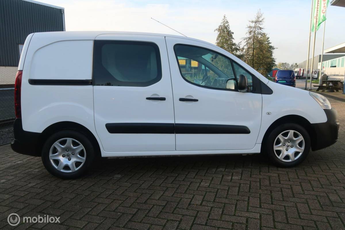 Peugeot Partner Peugeot Partner bestel1.6 BlueHDi XT S&S AUTOMAAT.TREKHAAK