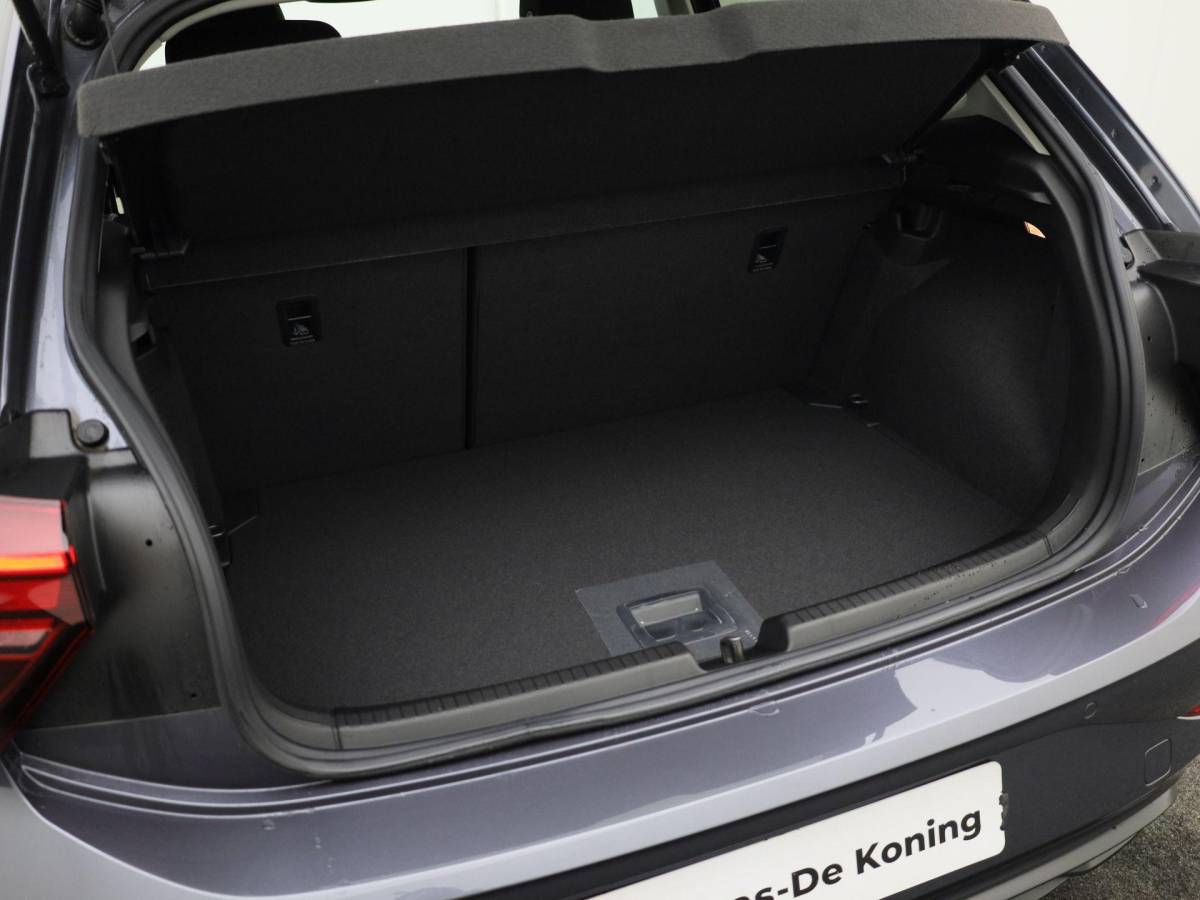 Volkswagen Polo Volkswagen Polo Life Edition 1.0 TSI 95 pk 5 versn. Hand · Achteruitrijcamera · regensensor ·