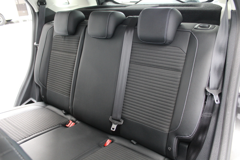 Ford EcoSport Ford EcoSport 1.0 EcoBoost Titanium 126PK, RIJKLAAR!! | DEELS LEDER | NAVIGATIE | CARPLAY | CRUISE | STOEL/RUIT/STUURVERWARMING