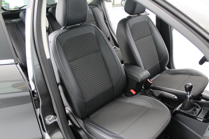 Ford EcoSport Ford EcoSport 1.0 EcoBoost Titanium 126PK, RIJKLAAR!! | DEELS LEDER | NAVIGATIE | CARPLAY | CRUISE | STOEL/RUIT/STUURVERWARMING