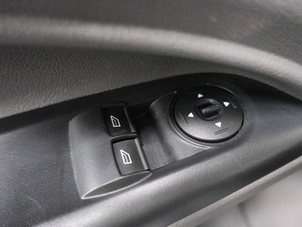 Ford Transit Connect Ford Transit Connect 1.5 EcoBlue L2 Trend Aut. Navi Airco PDC A Cruise Control 3Zits Camera DAB+