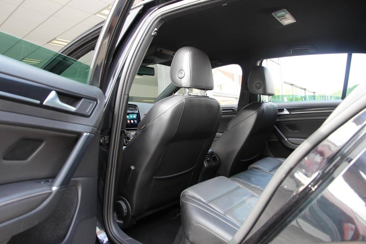 Volkswagen Golf Volkswagen Golf 2.0 R 4Motion |Milltek|Carplay | Leder| ACC