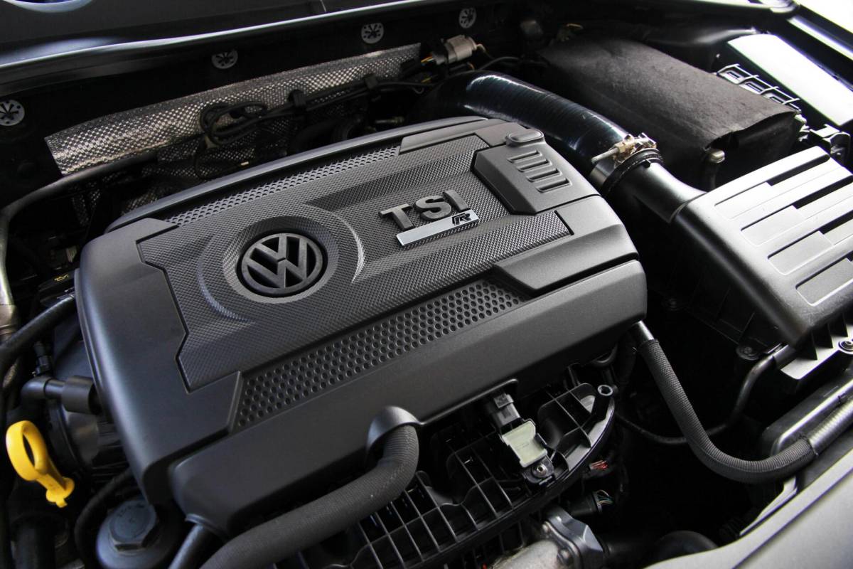 Volkswagen Golf Volkswagen Golf 2.0 R 4Motion |Milltek|Carplay | Leder| ACC