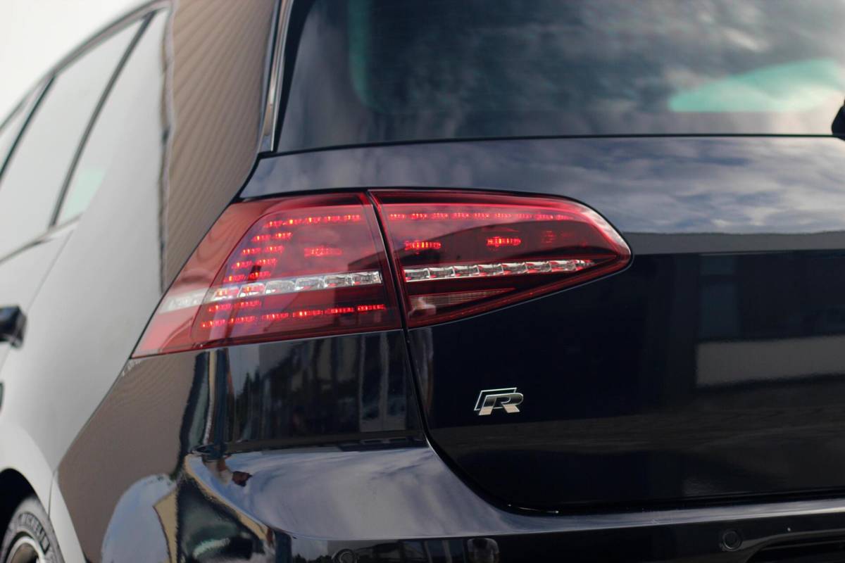 Volkswagen Golf Volkswagen Golf 2.0 R 4Motion |Milltek|Carplay | Leder| ACC