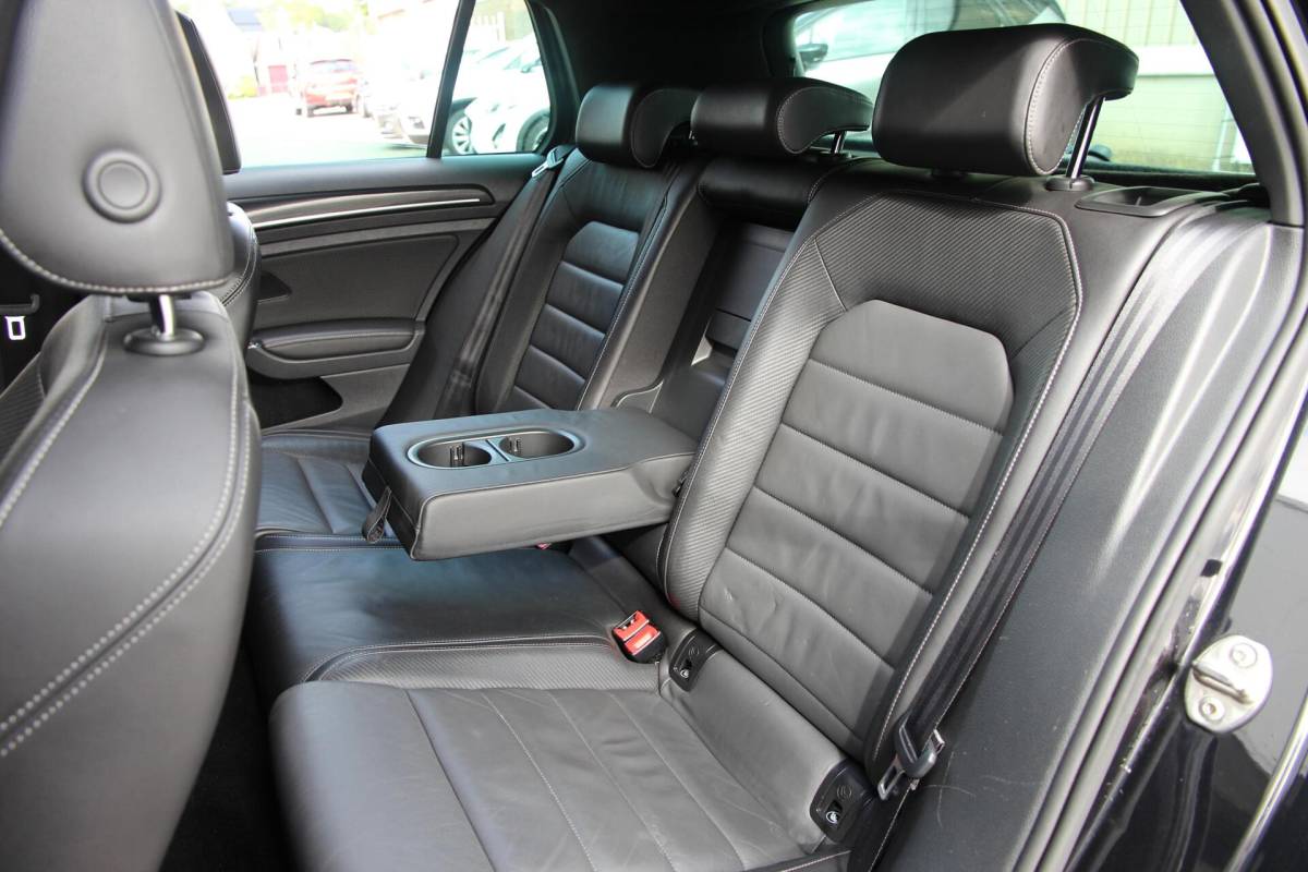 Volkswagen Golf Volkswagen Golf 2.0 R 4Motion |Milltek|Carplay | Leder| ACC