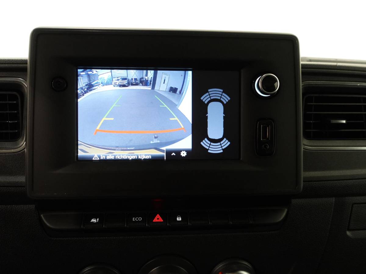 Renault Master Renault Master T35 2.3 dCi 180PK L2H2 Energy Airco Cruise Control Camera Navi PDC V+A Trekhaak 270° Deuren