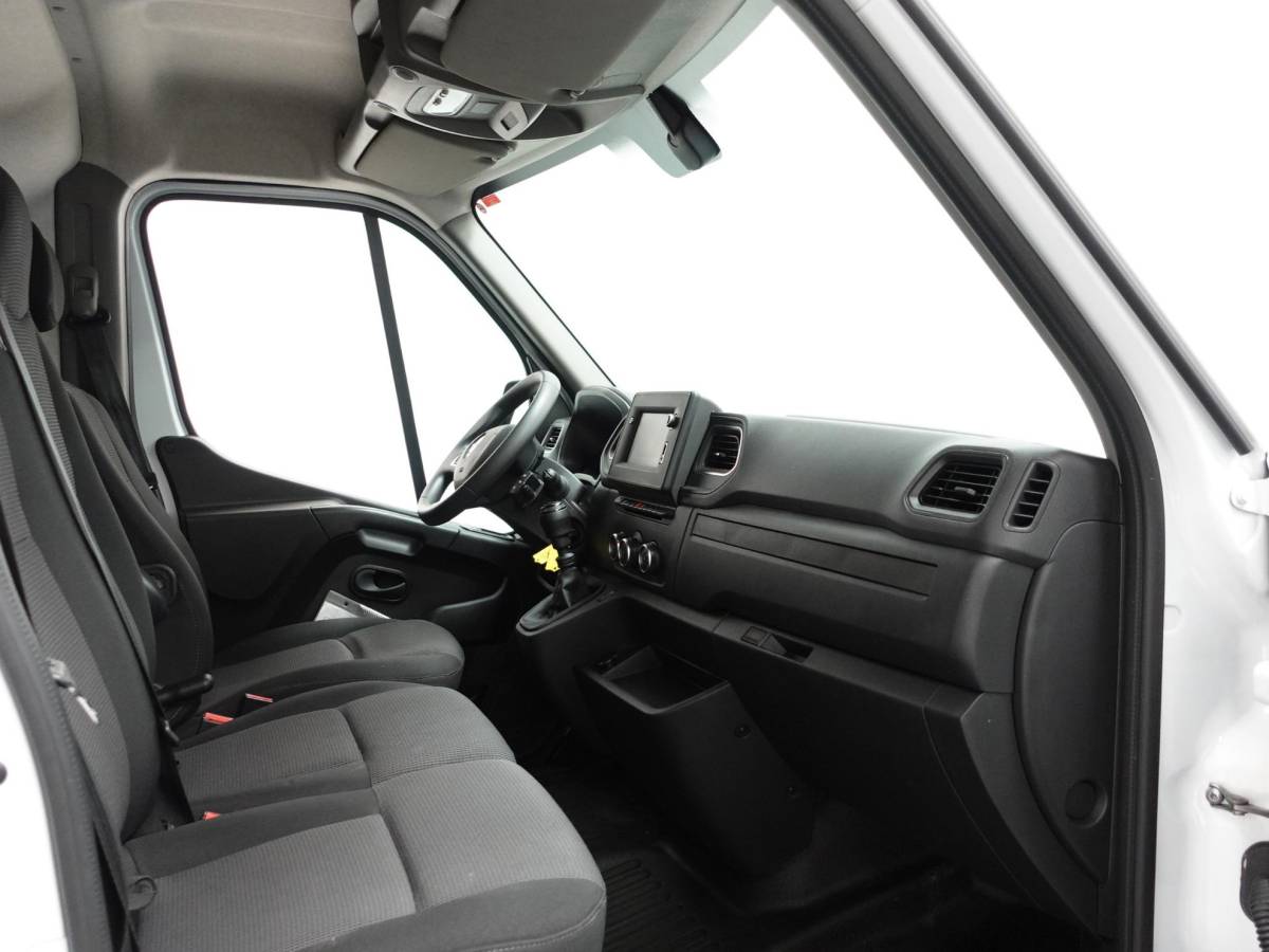 Renault Master Renault Master T35 2.3 dCi 180PK L2H2 Energy Airco Cruise Control Camera Navi PDC V+A Trekhaak 270° Deuren