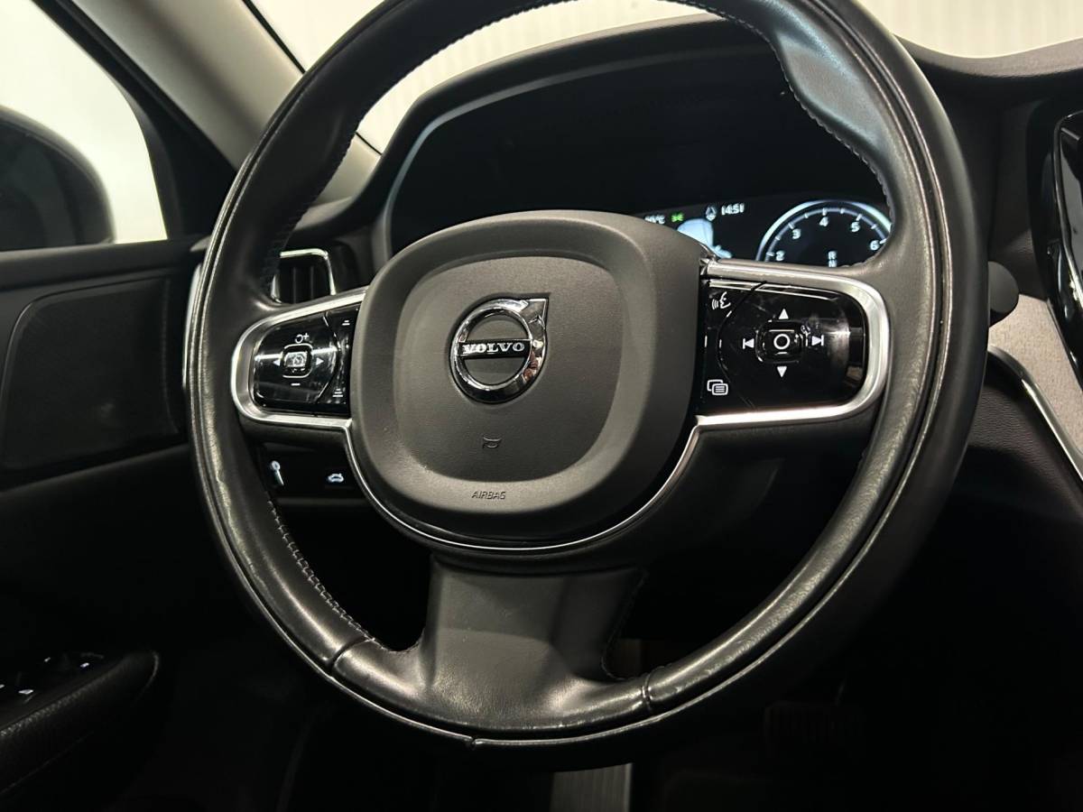 Volvo S60 Volvo S60 2.0 B3 Inscription | NAP | PANO | HUD | HARMAN KARDON | 360 CAMERA
