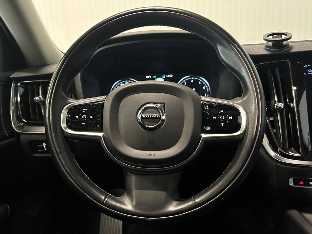 Volvo S60 Volvo S60 2.0 B3 Inscription | NAP | PANO | HUD | HARMAN KARDON | 360 CAMERA