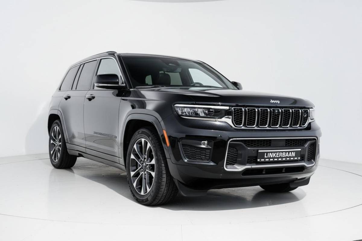 Jeep Grand Cherokee Jeep Grand Cherokee 2.0 Hybride | Overland | Full Option | Panodak | Luchtvering | Trekhaak | Mcintosh | 21 inch |