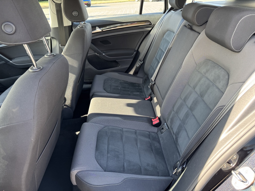 Volkswagen Golf Volkswagen Golf Variant 1.5 TSI HL Bns R