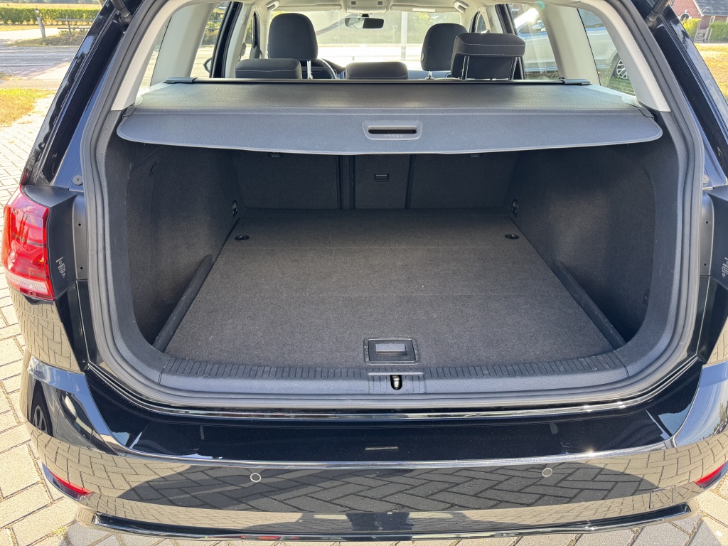 Volkswagen Golf Volkswagen Golf Variant 1.5 TSI HL Bns R