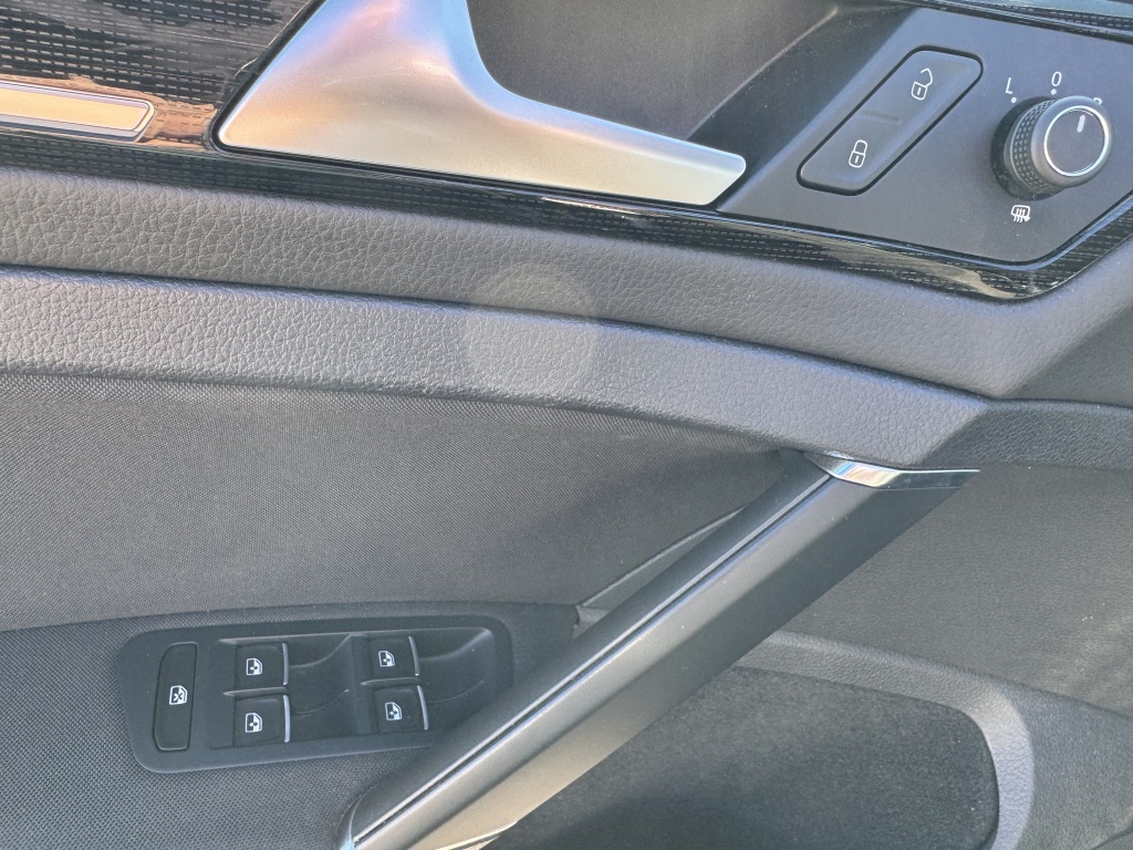 Volkswagen Golf Volkswagen Golf Variant 1.5 TSI HL Bns R