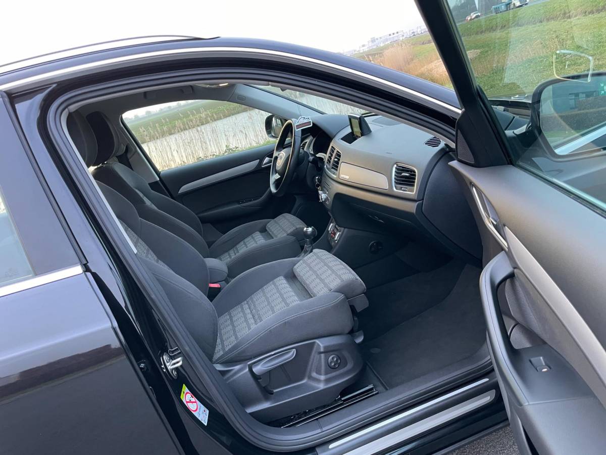Audi Q3 Audi Q3 2.0 TFSI quattro Pro Line, Aut, Trekhaak, Cruise/Climate, Navi, Pdc, Lmv, Bluetooth, Geen import, Nap, Mooie kmstand!