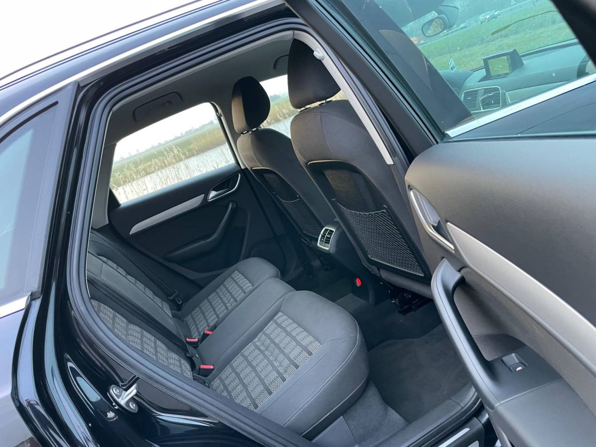 Audi Q3 Audi Q3 2.0 TFSI quattro Pro Line, Aut, Trekhaak, Cruise/Climate, Navi, Pdc, Lmv, Bluetooth, Geen import, Nap, Mooie kmstand!