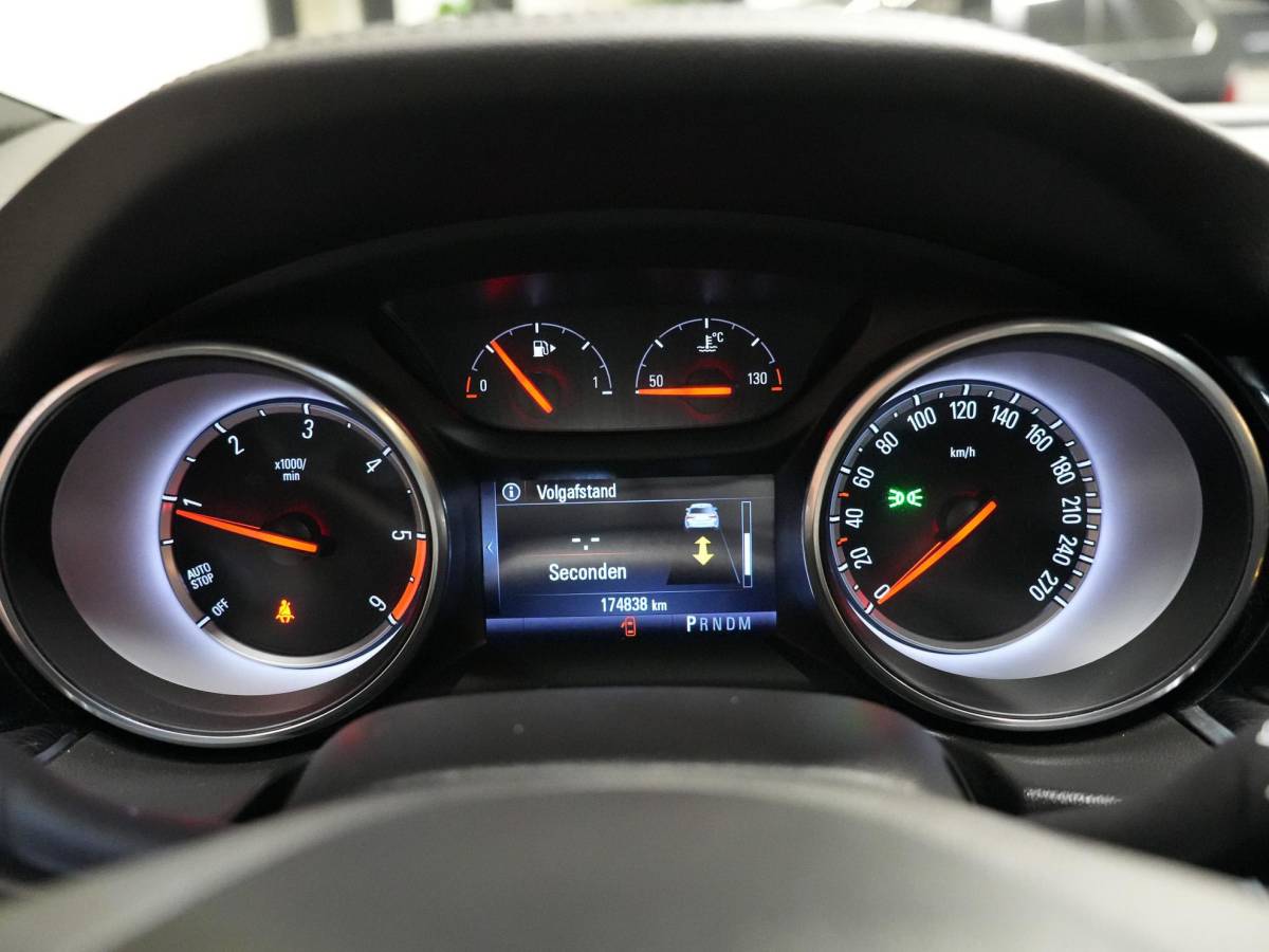 Opel Insignia Opel Insignia Sports Tourer 2.0 CDTI Innovation Vol|massage|adap cruise|