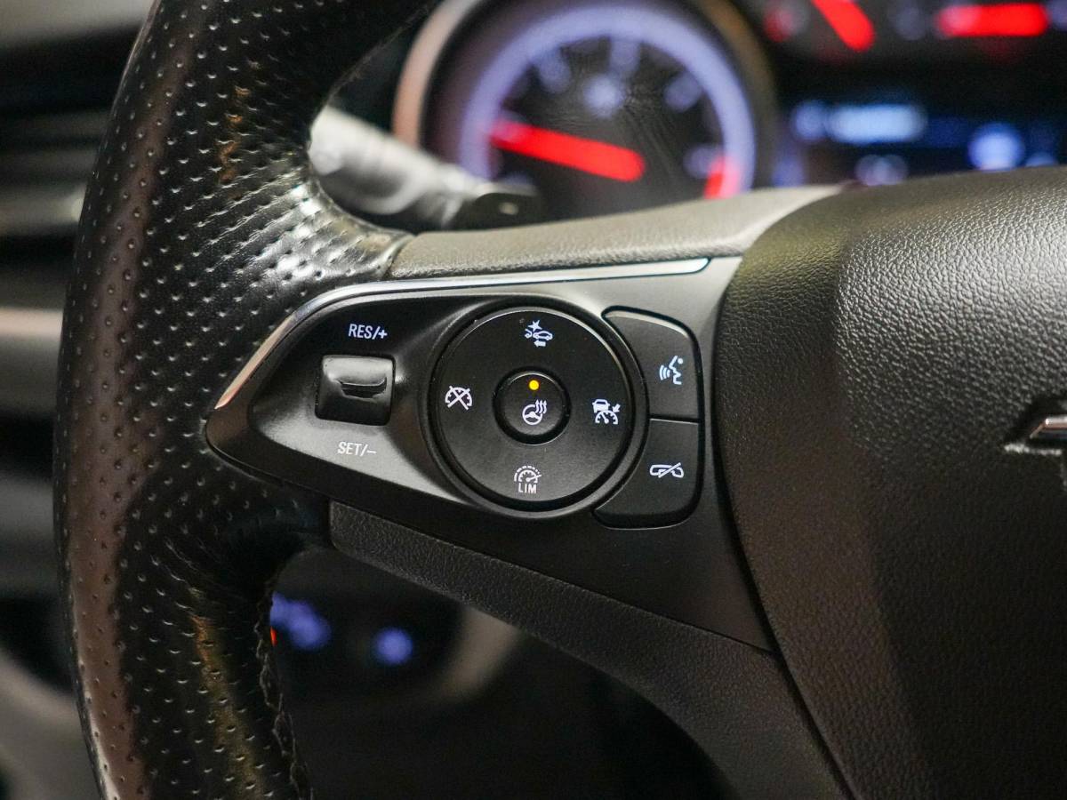 Opel Insignia Opel Insignia Sports Tourer 2.0 CDTI Innovation Vol|massage|adap cruise|