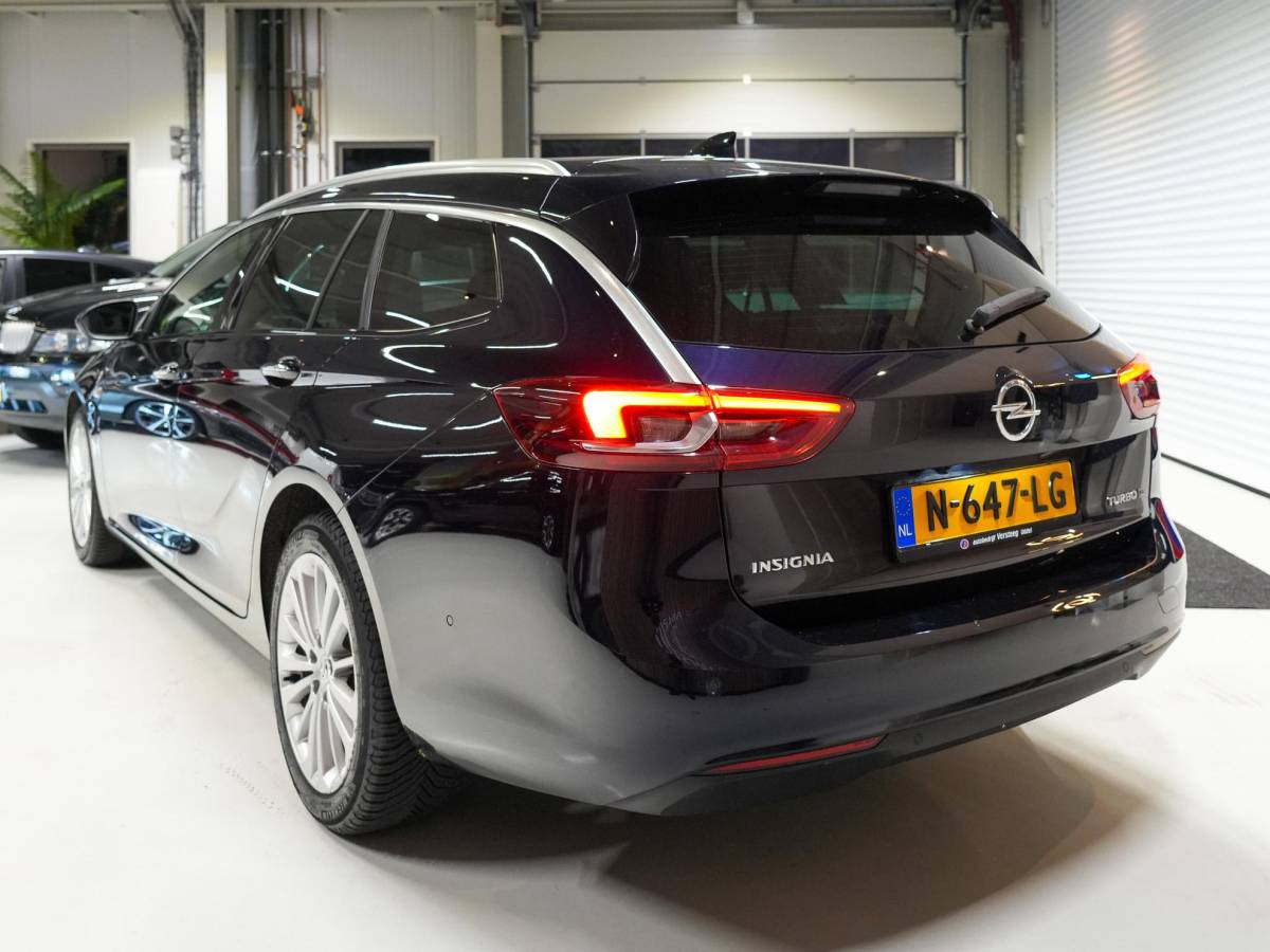 Opel Insignia Opel Insignia Sports Tourer 2.0 CDTI Innovation Vol|massage|adap cruise|
