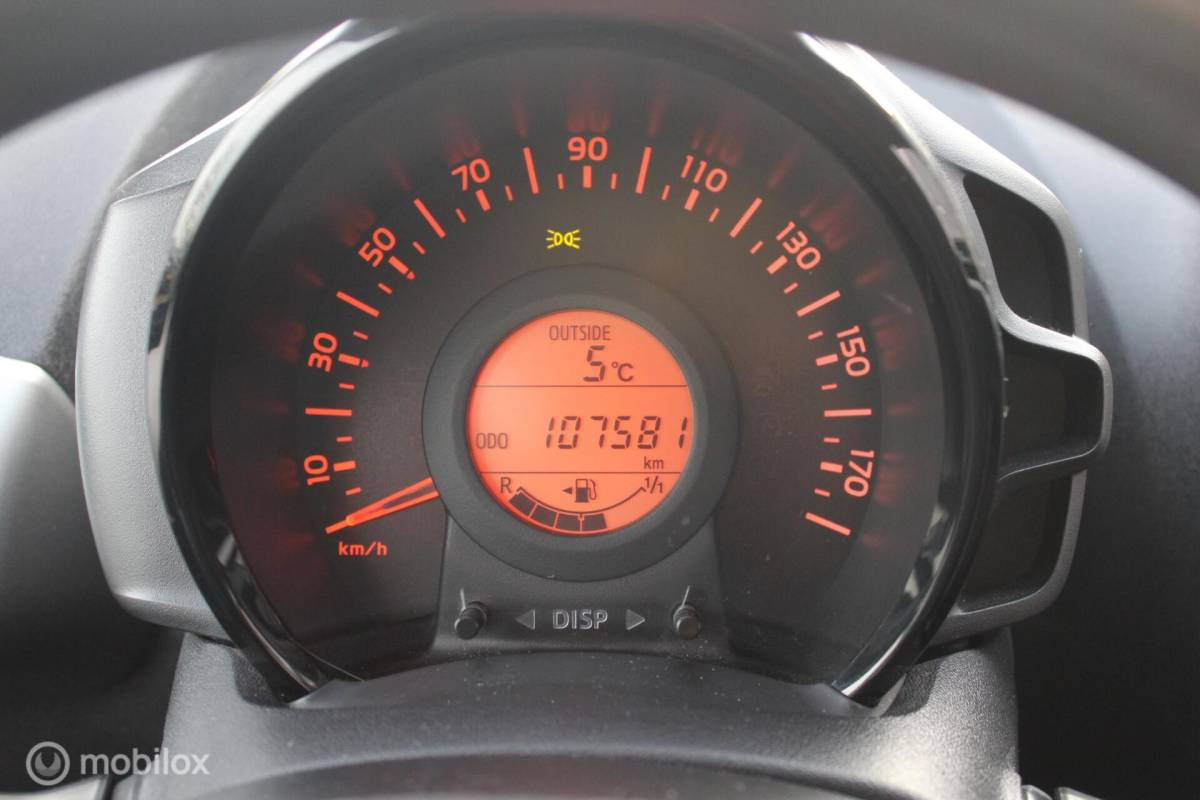 Peugeot 108 Peugeot 108 1.0 e-VTi Active TOP! Airco/5drs/Led/Bluetooth/NAP