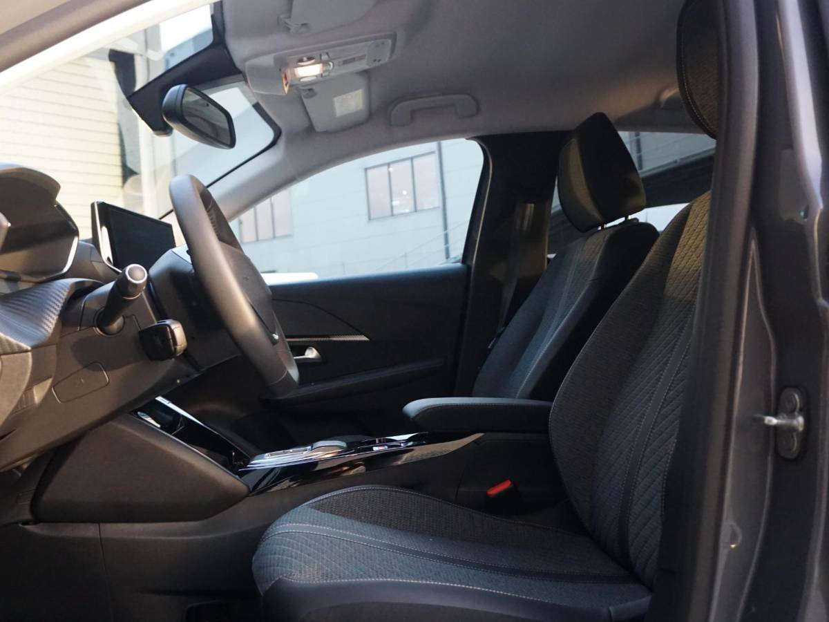 Peugeot e-208 Peugeot e-208 EV Allure 51 kWh 360 Camera