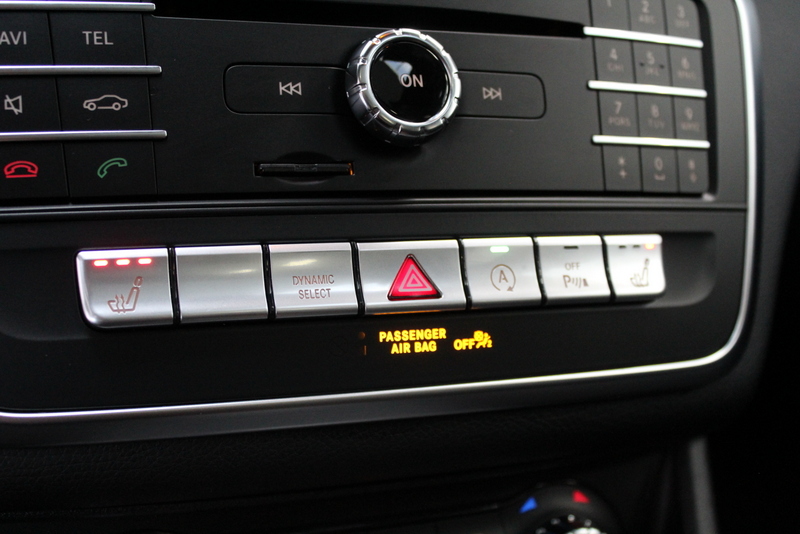 Mercedes-Benz GLA Mercedes-Benz GLA-klasse 180 Business Solution AMG Night Upgrade 123PK, RIJKLAAR!! AUTOMAAT | PANORAMADAK | LEER/ALCANTARA | CAMERA