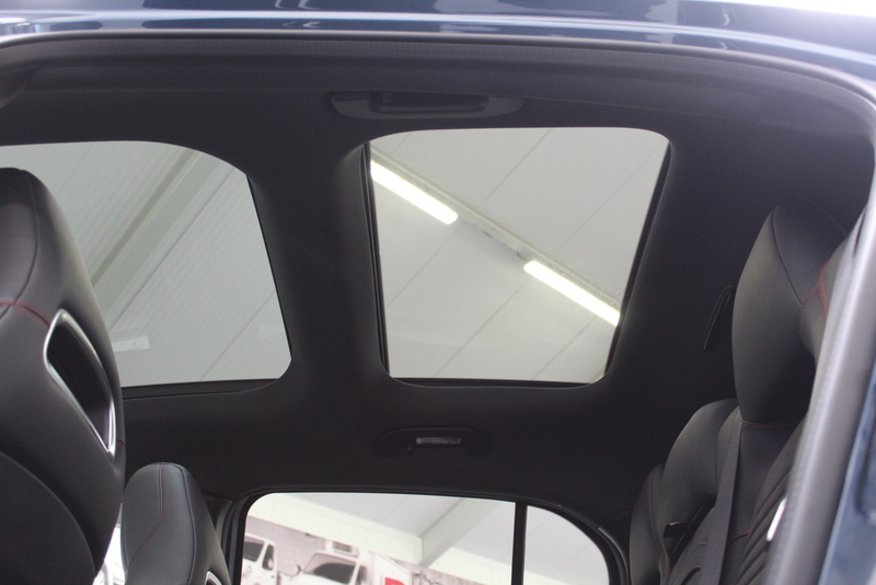 Mercedes-Benz GLA Mercedes-Benz GLA-klasse 180 Business Solution AMG Night Upgrade 123PK, RIJKLAAR!! AUTOMAAT | PANORAMADAK | LEER/ALCANTARA | CAMERA
