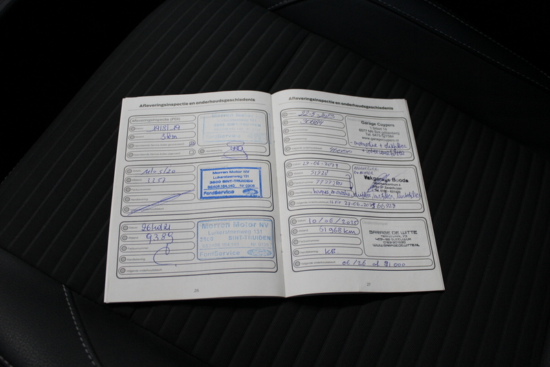 Ford EcoSport Ford EcoSport 1.0 EcoBoost Titanium 126PK, RIJKLAAR!! | TREKHAAK | CARPLAY | DEELS LEER