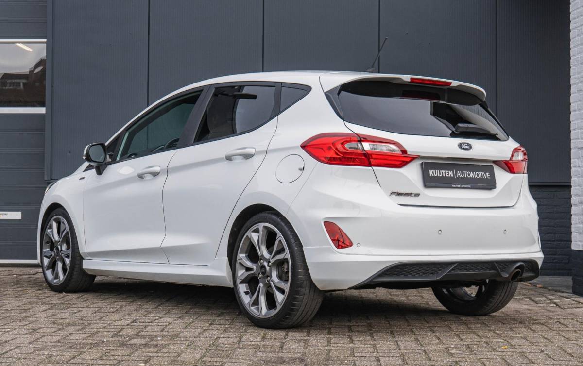 Ford Fiesta Ford Fiesta 1.0 EcoBoost ST-Line / LED / Winter Pack / 18 inch!