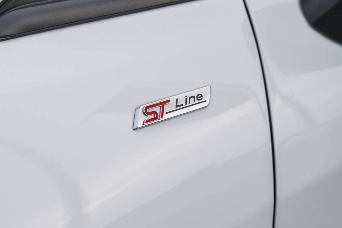Ford Fiesta Ford Fiesta 1.0 EcoBoost ST-Line / LED / Winter Pack / 18 inch!