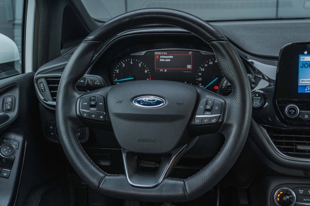 Ford Fiesta Ford Fiesta 1.0 EcoBoost ST-Line / LED / Winter Pack / 18 inch!