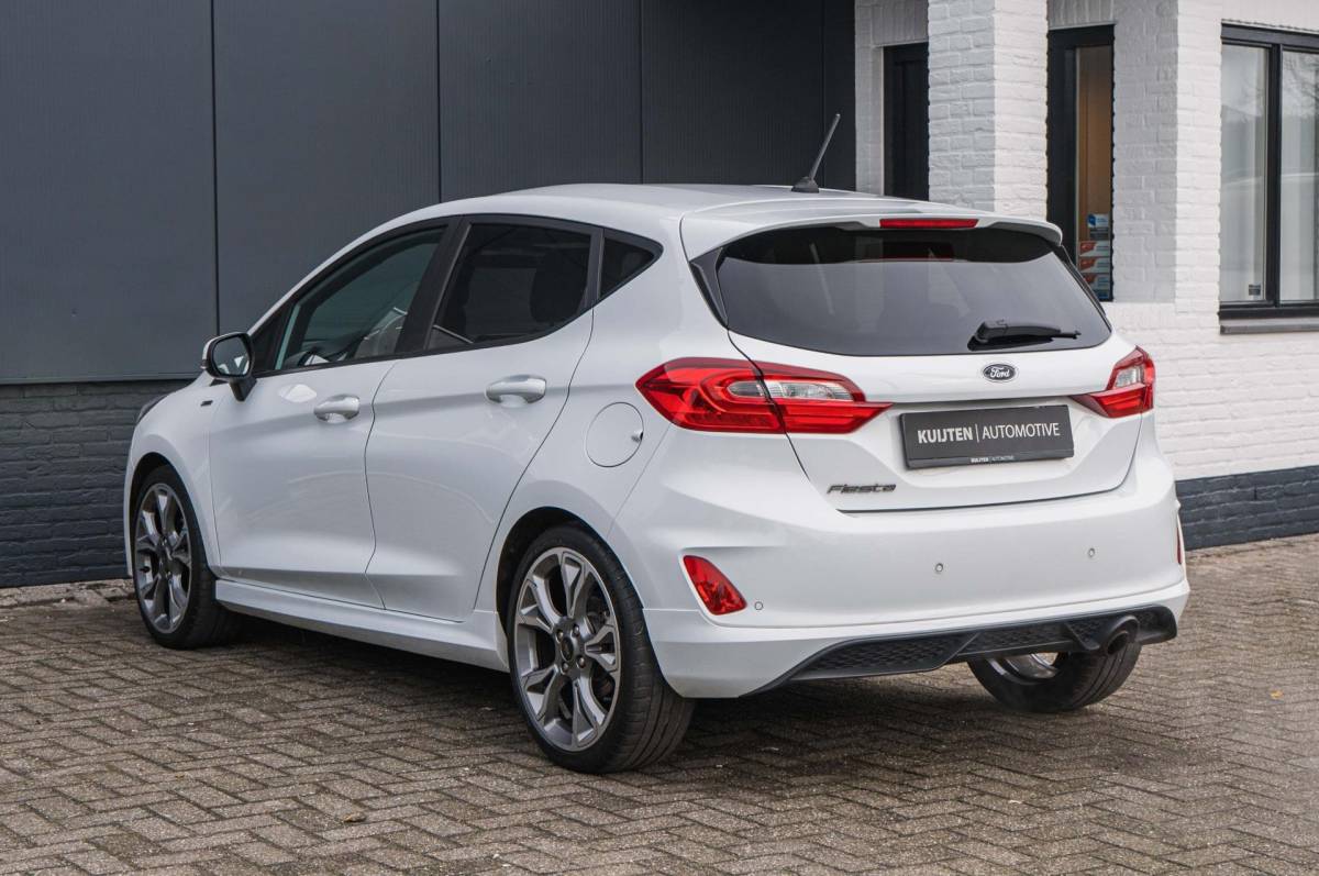 Ford Fiesta Ford Fiesta 1.0 EcoBoost ST-Line / LED / Winter Pack / 18 inch!