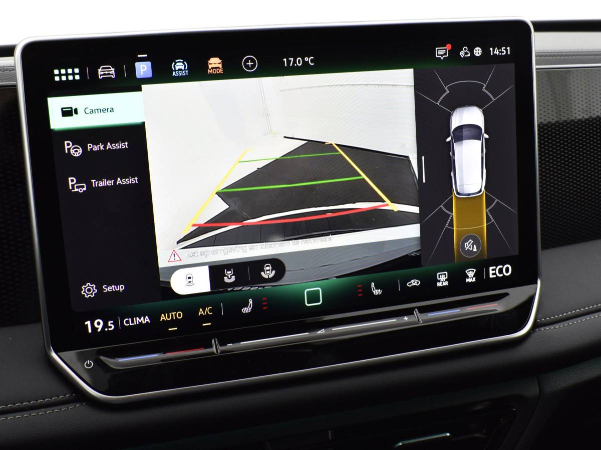 Volkswagen Tiguan Volkswagen Tiguan Life Edition 1.5 eHybrid 204 pk 6 versn. DSG · Comfort Pakket · Style Pakket · Trekhaak inklapbaar, met elektrische ontgrendeling, incl. aanhangermanoeuvreerhulp Trailer Assist ·