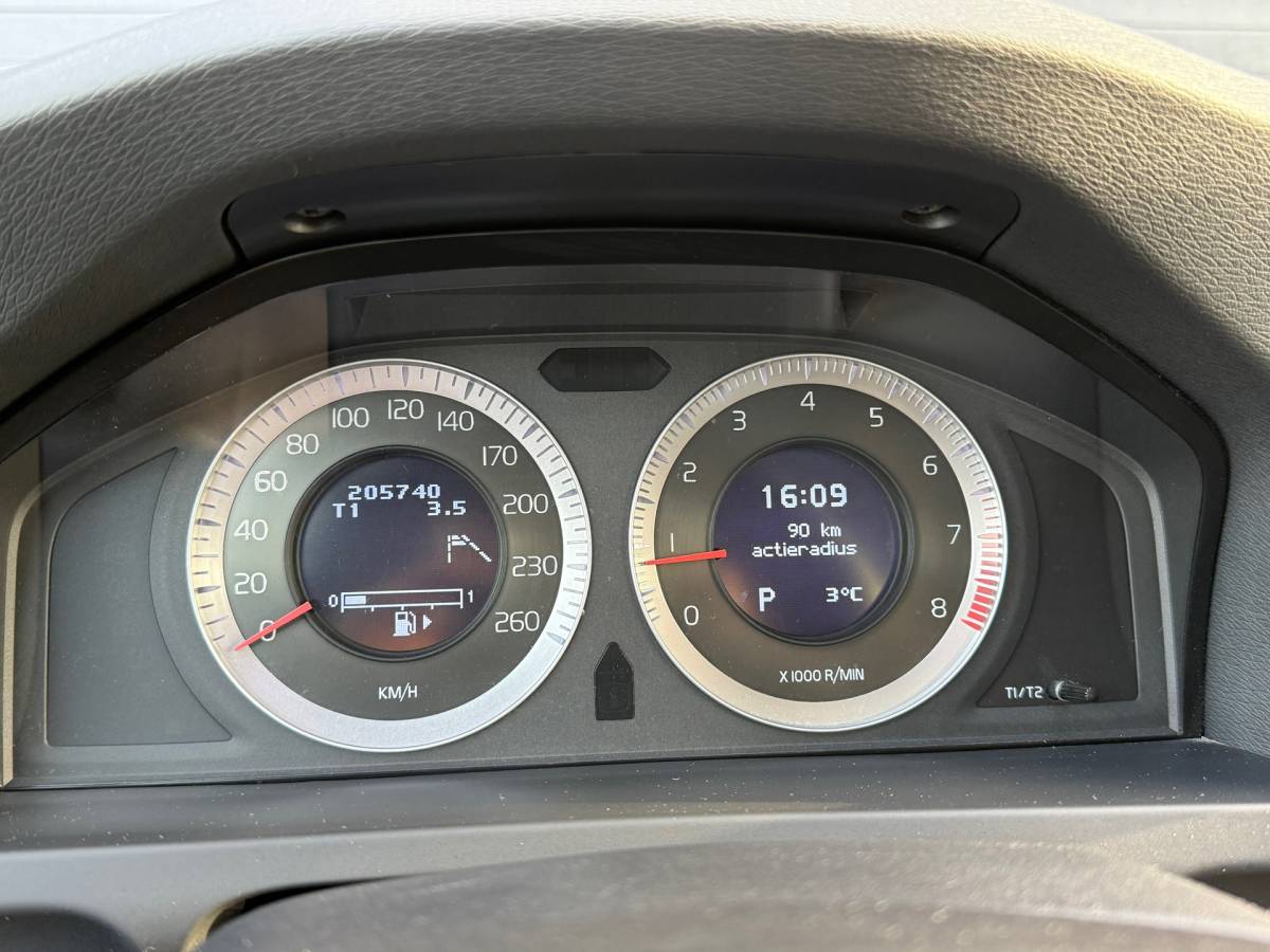 Volvo V60 Volvo V60 2.0T Summum / AUTOMAAT / DEALER ONDERHOUDEN / NAP