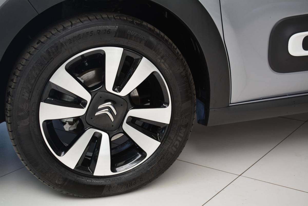 Citroën C3 Citroen C3 1.2 83pk Max | Navigatie | Keyless Entry | Achteruitrijcamersa