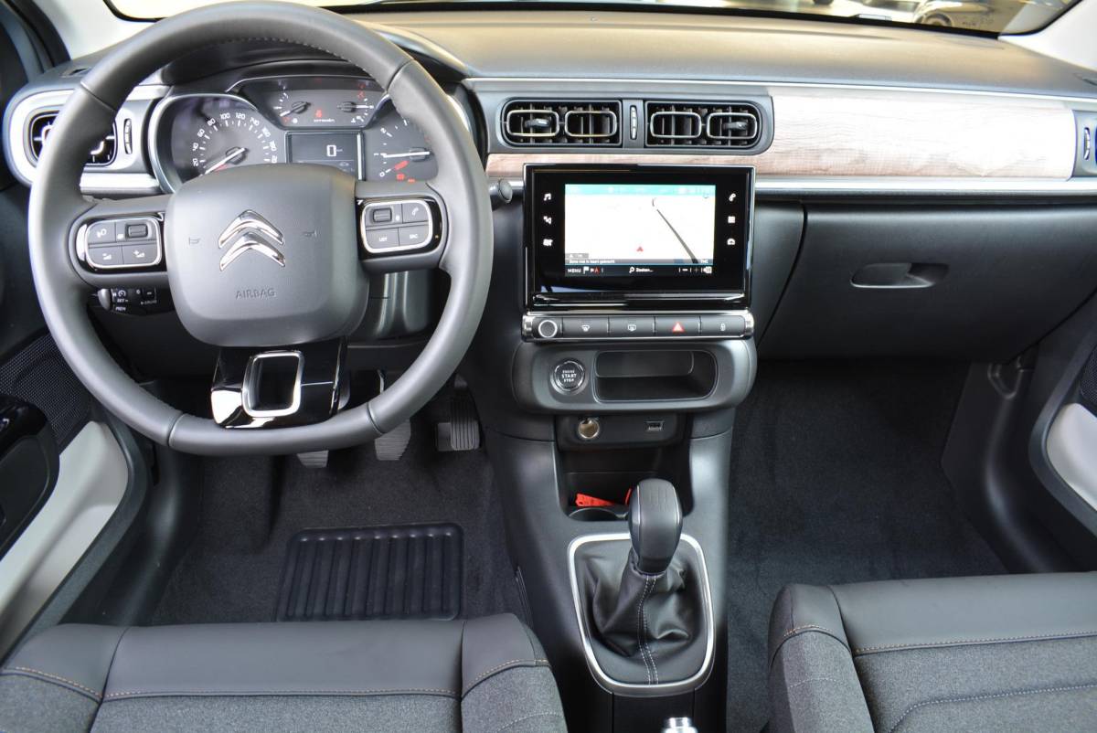 Citroën C3 Citroen C3 1.2 83pk Max | Navigatie | Keyless Entry | Achteruitrijcamersa