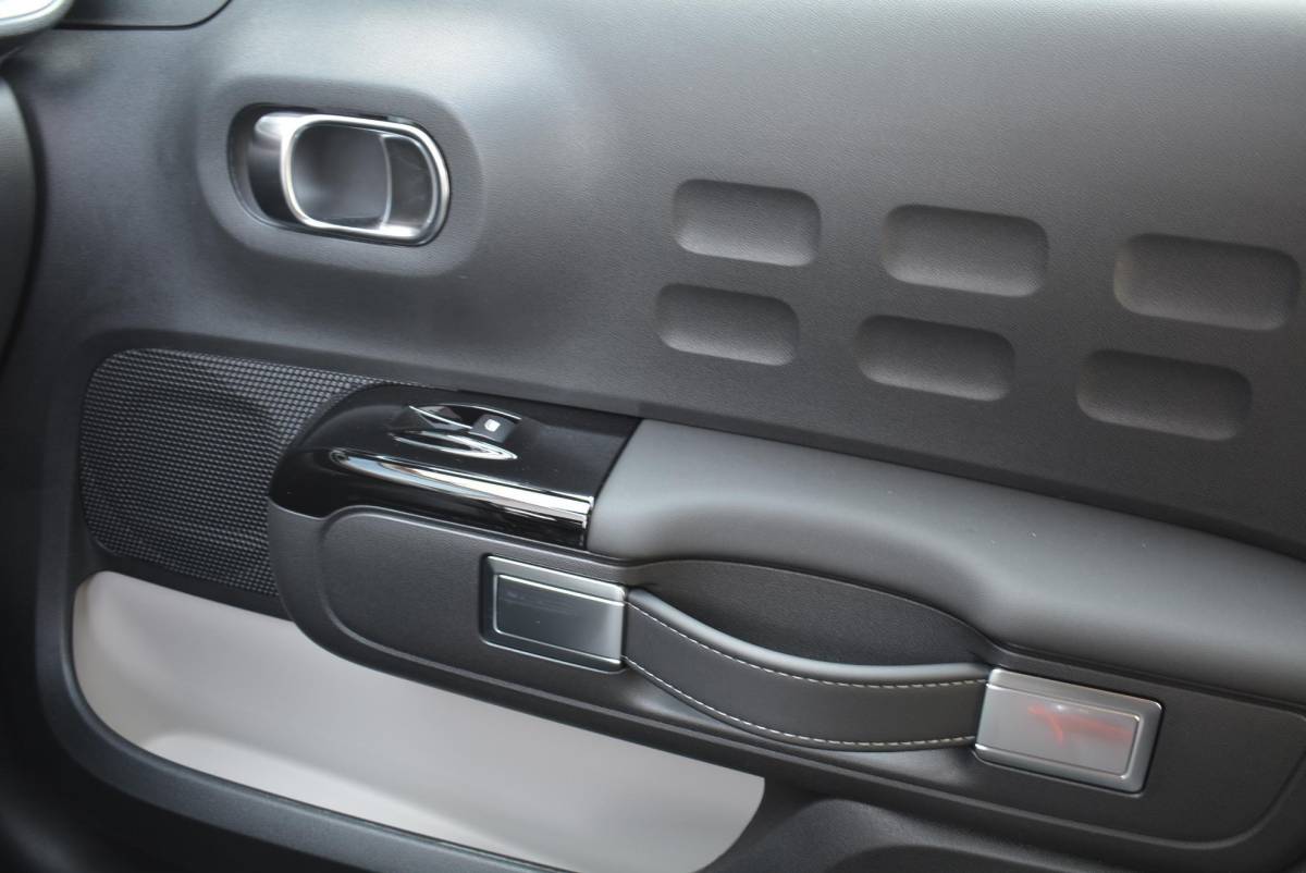 Citroën C3 Citroen C3 1.2 83pk Max | Navigatie | Keyless Entry | Achteruitrijcamersa