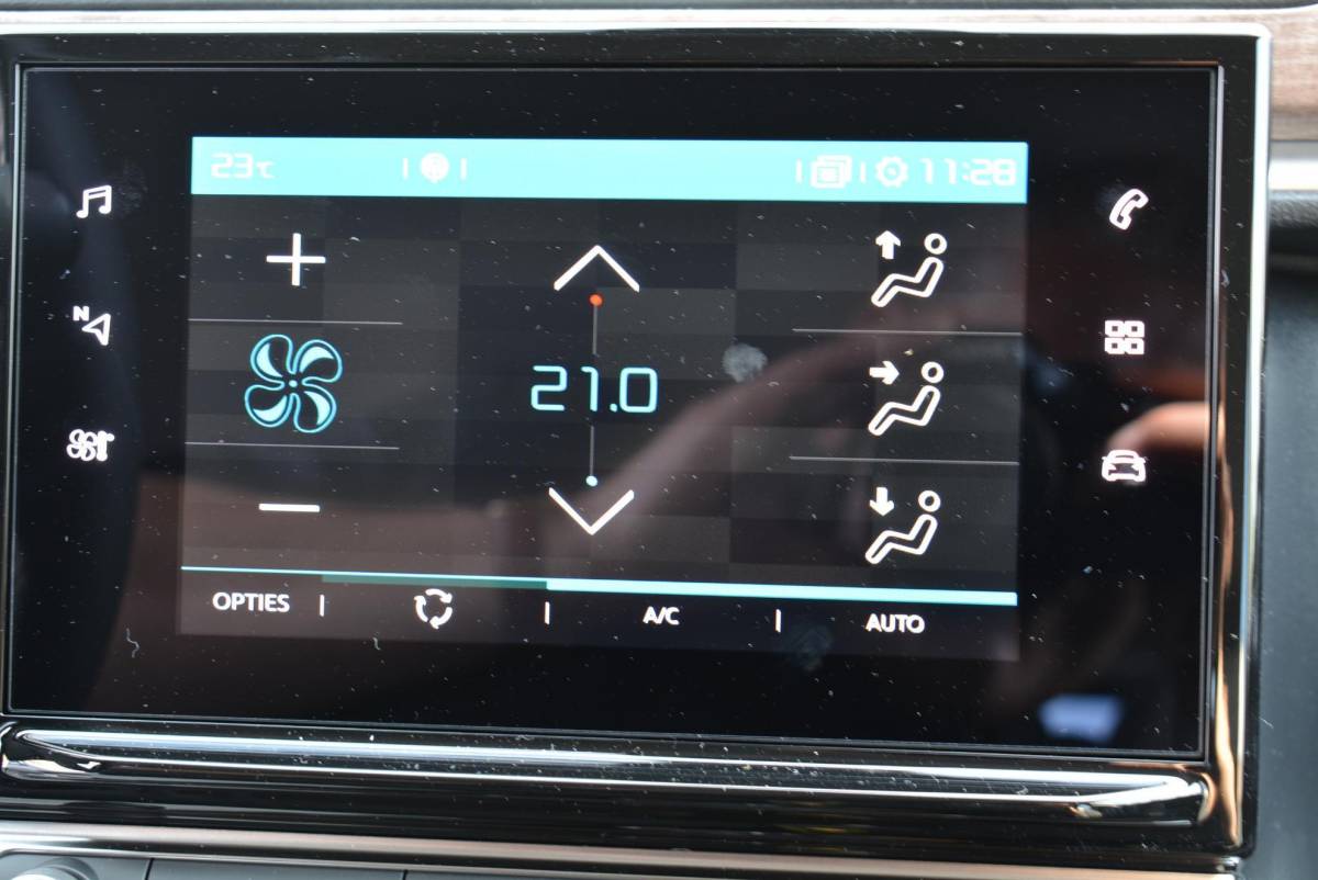 Citroën C3 Citroen C3 1.2 83pk Max | Navigatie | Keyless Entry | Achteruitrijcamersa