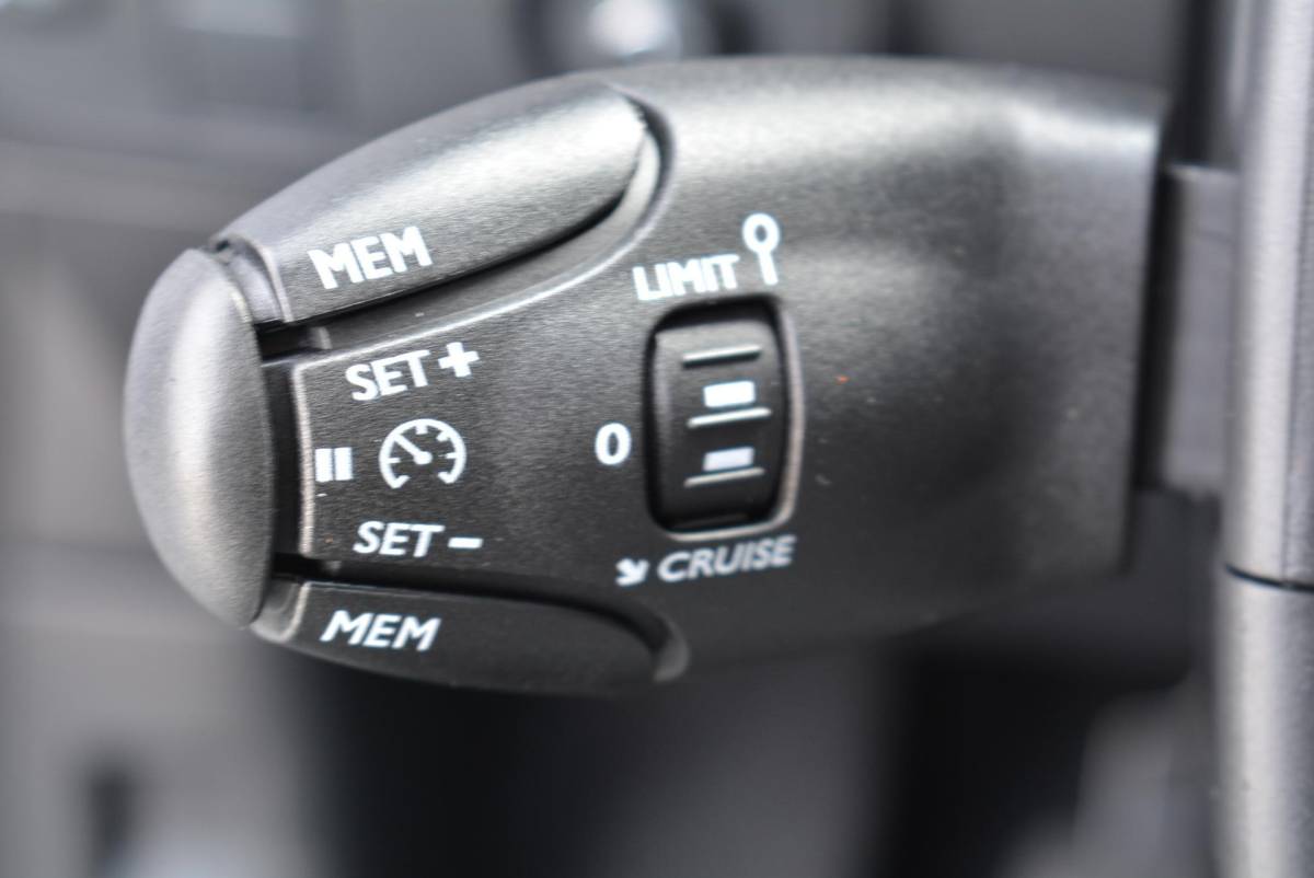 Citroën C3 Citroen C3 1.2 83pk Max | Navigatie | Keyless Entry | Achteruitrijcamersa