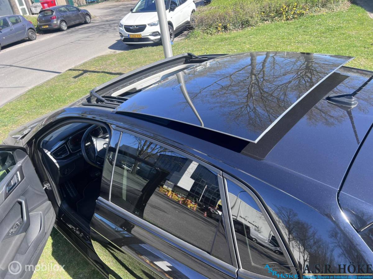 Volkswagen Polo Volkswagen Polo 1.0 TSI Highline PANO -Automaat NAP
