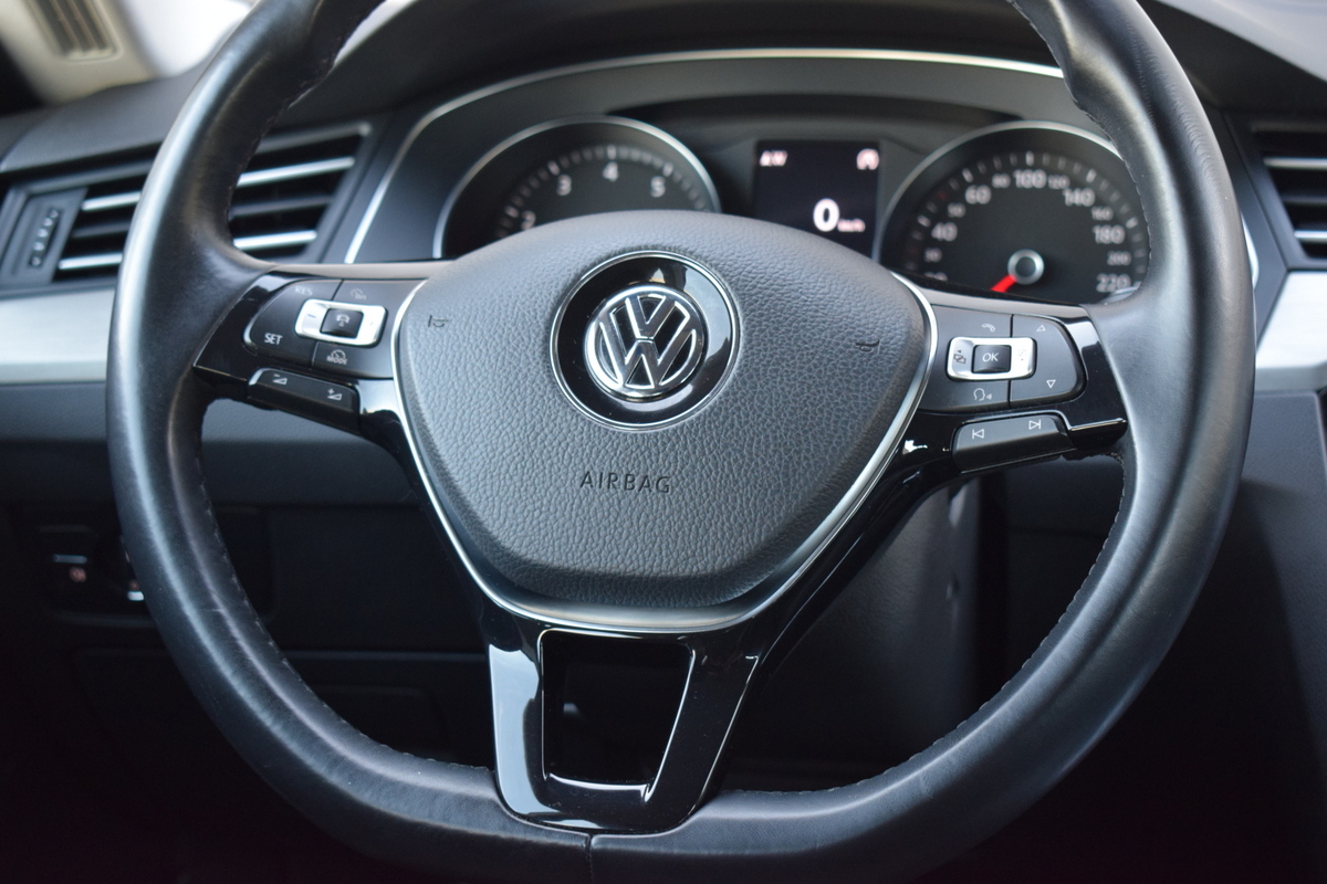 Volkswagen Arteon Volkswagen Arteon 1.5 TSi LED | Full Map Navi | Sportstoelen | Trekhaak | Camera | 17 Inch LMV