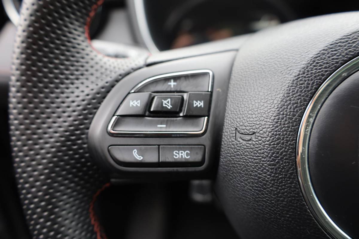 MG EHS MG EHS 1.5 TGDI Luxury PHEV Plug-in  LEER PANO 360-CAMERA DAB CARPLAY NAVI STOELVERWARMING SFEERVERLICHTING ACC 18″LMV 2xKEYLESS ELEK.ACHTERKLEP 2xPDC ENZ!