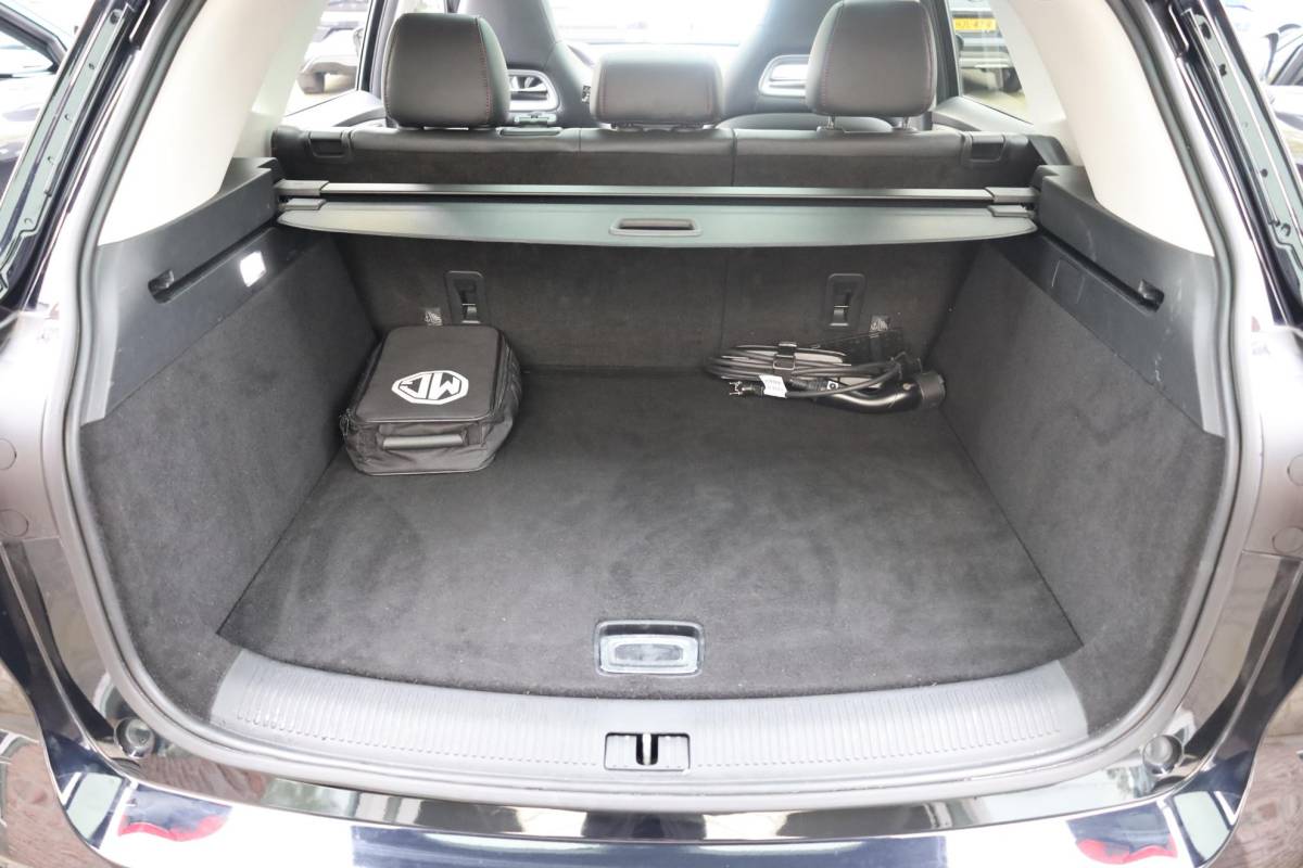 MG EHS MG EHS 1.5 TGDI Luxury PHEV Plug-in  LEER PANO 360-CAMERA DAB CARPLAY NAVI STOELVERWARMING SFEERVERLICHTING ACC 18″LMV 2xKEYLESS ELEK.ACHTERKLEP 2xPDC ENZ!