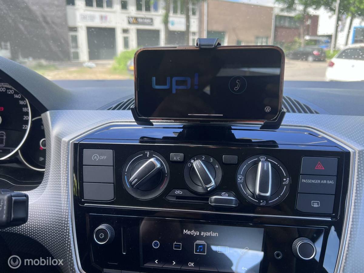 Volkswagen up! Volkswagen Up! 1.0 BMT move up!